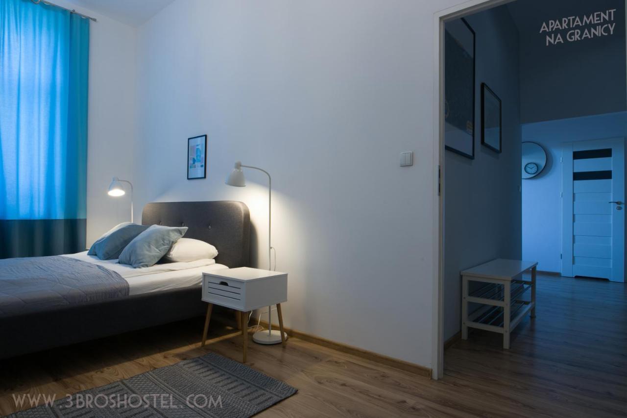 Apartament Na Granicy / Apartment On The Border チェシン エクステリア 写真